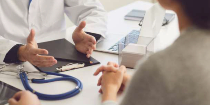 睡眠時無呼吸症候群を放置せず、早めに受診を